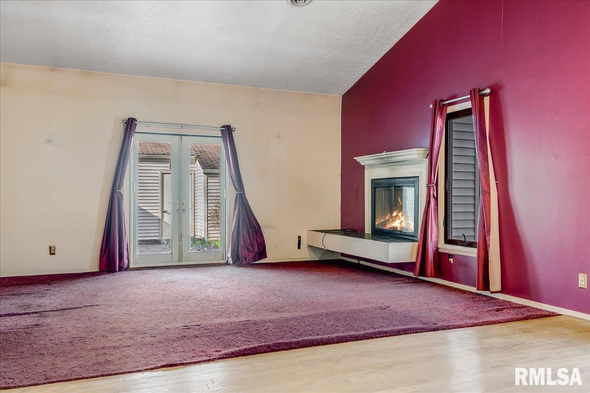 33 Country Place, Unit 33 Springfield, IL 62703 - Photo 12 of 34