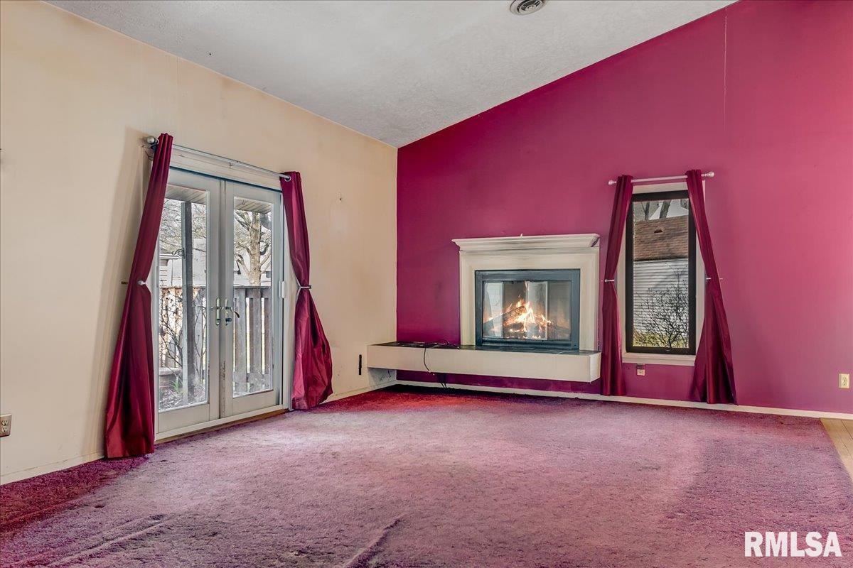 33 Country Place, Unit 33 Springfield, IL 62703 - Photo 7 of 34