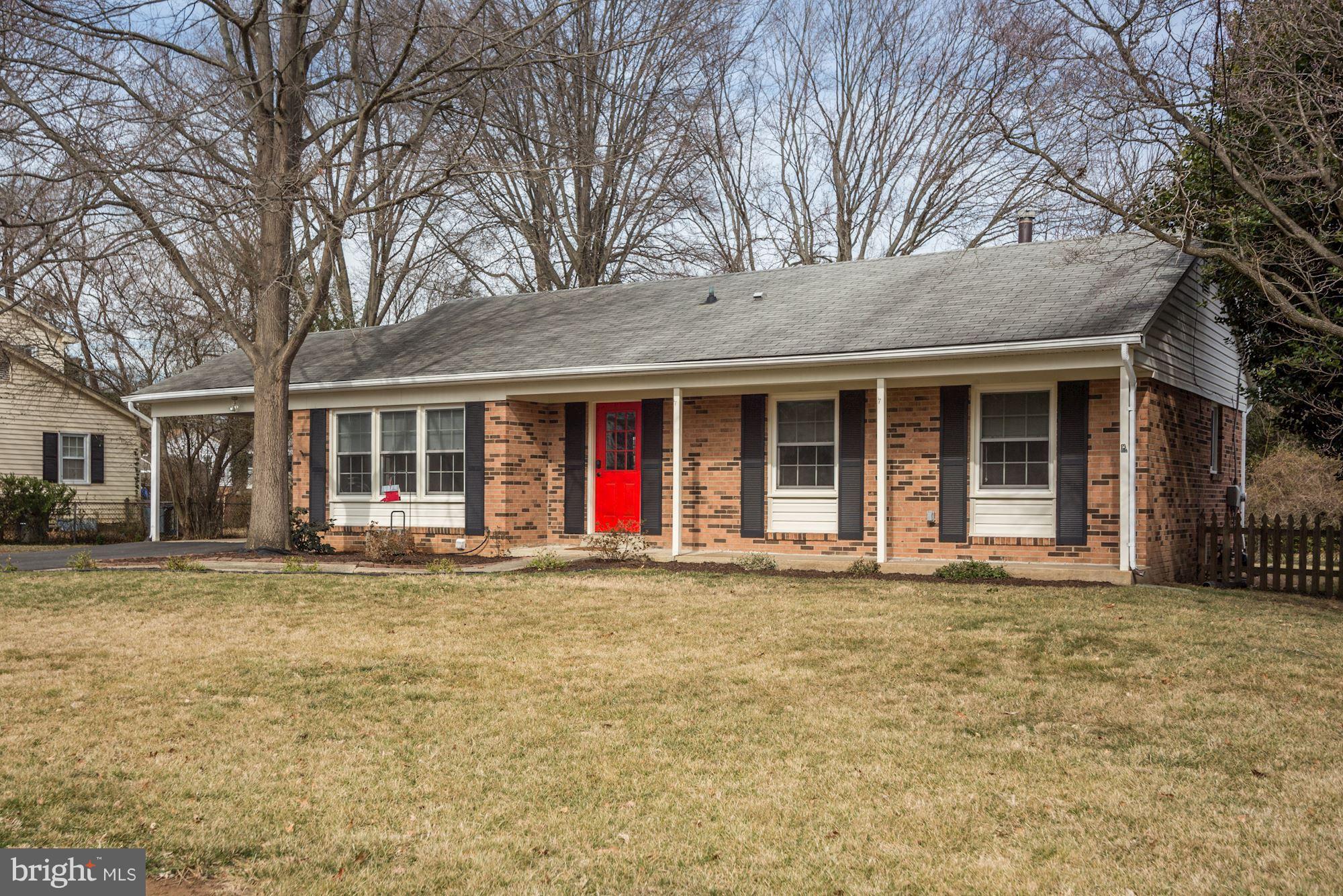 5502 Ashfield Road Alexandria, VA 22315 - Photo 2 of 27 Front of Home
