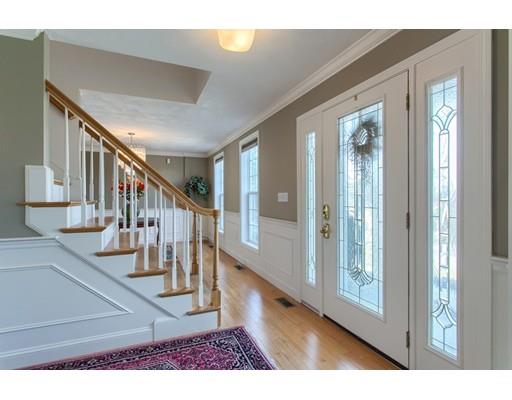 29 Campbell Road Middleton, MA 01949 - Photo 3 of 30 Gallery Image 3