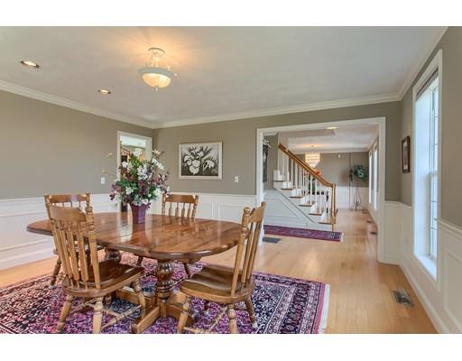 29 Campbell Road Middleton, MA 01949 - Photo 4 of 30 Gallery Image 4