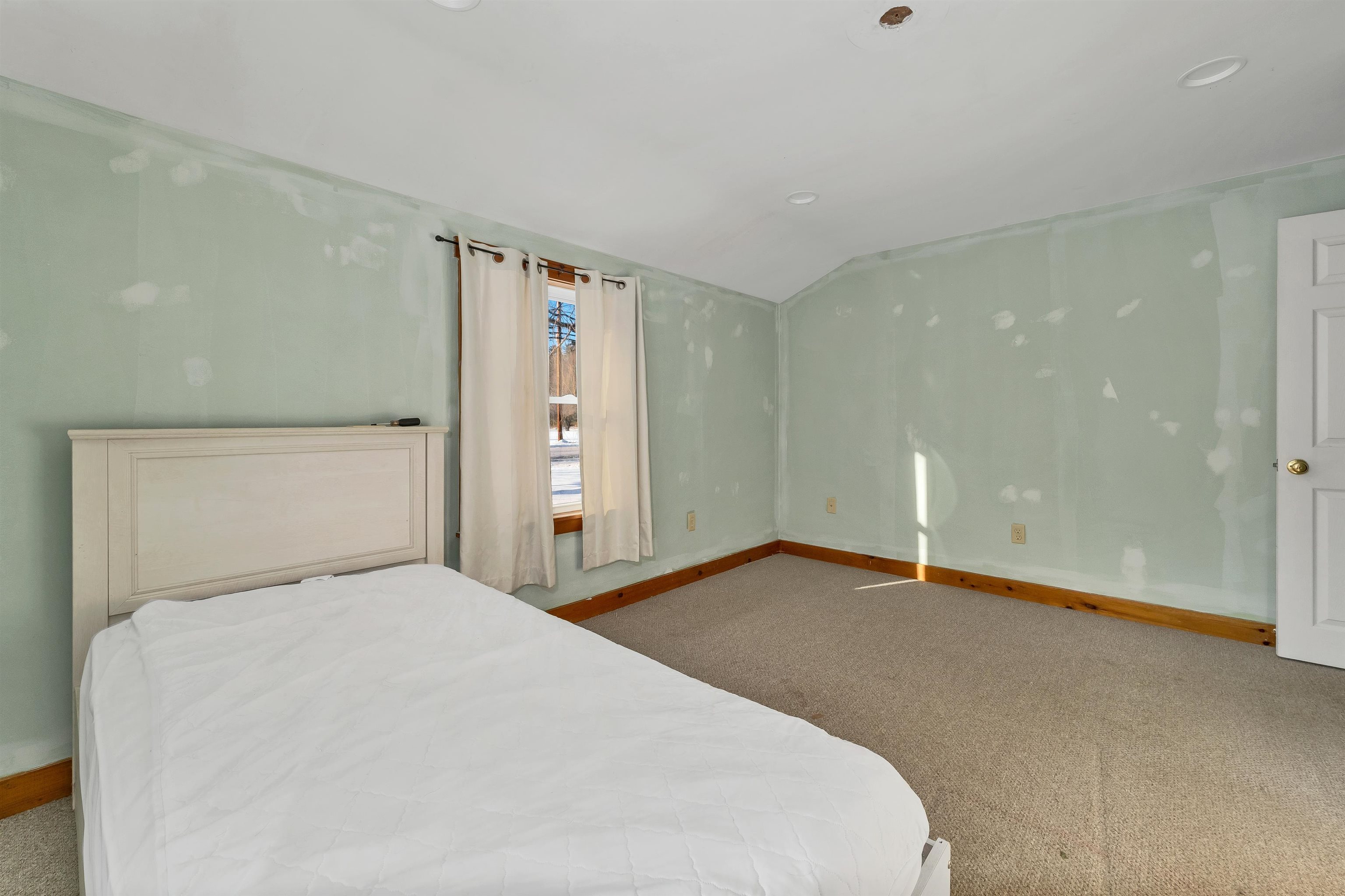 269 Tamworth Road Tamworth, NH 03886 - Photo 20 of 37