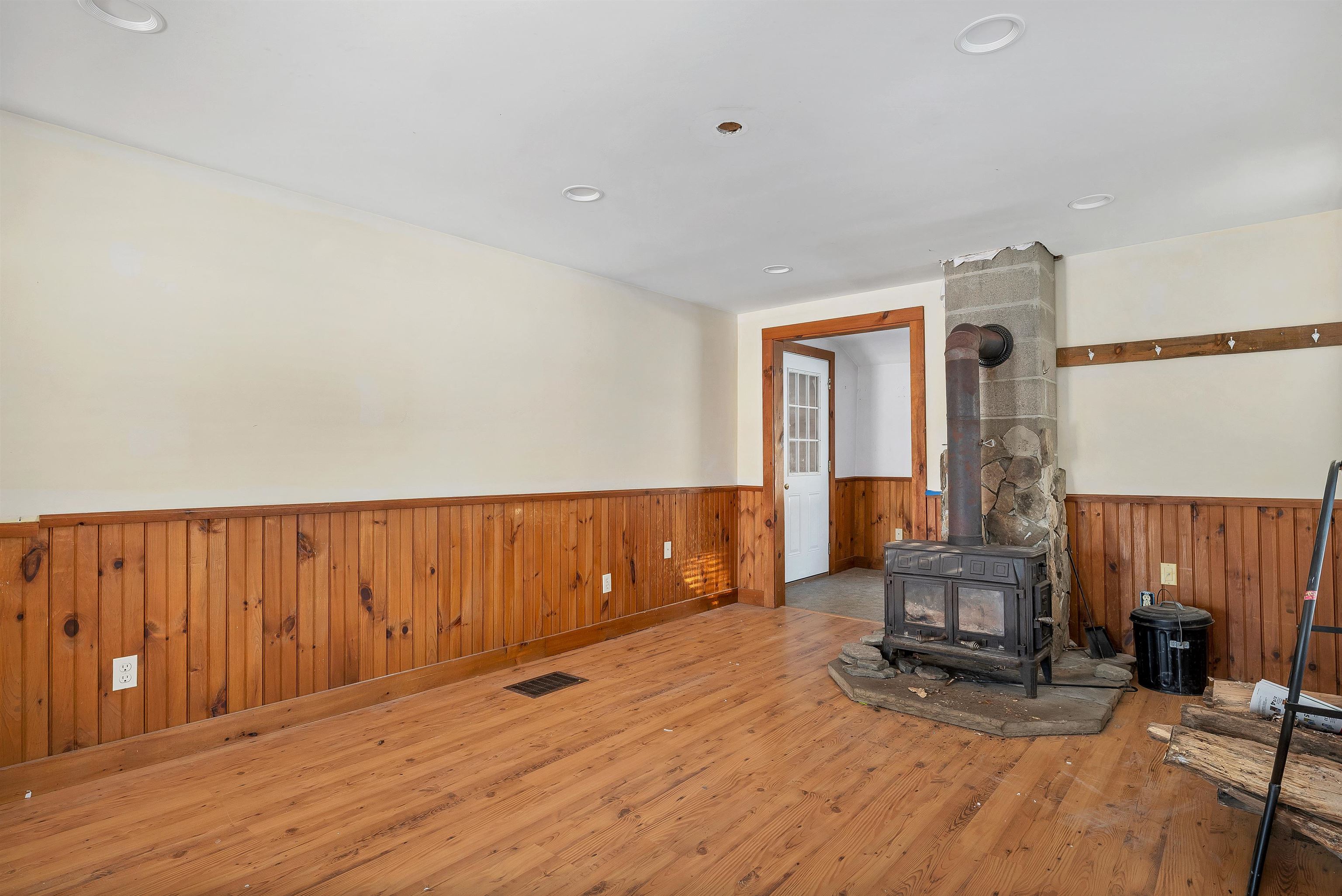 269 Tamworth Road Tamworth, NH 03886 - Photo 3 of 37