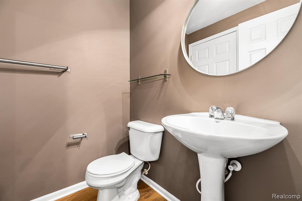 11766 Farmington Road Livonia, MI 48150 - Photo 13 of 23