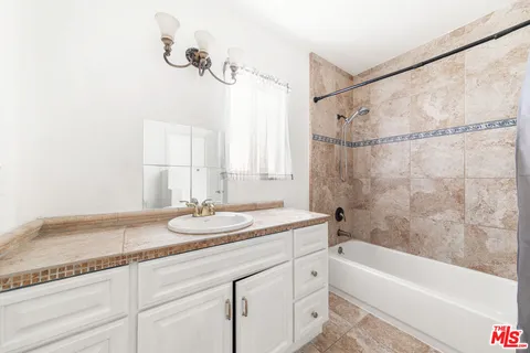 $779,000 | 4927 West 99th Street, Inglewood, CA 90301