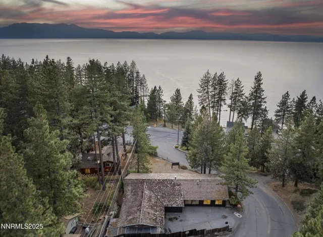 a view of a lake from a yard