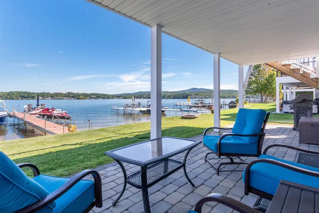 $2,250,000 | 74 Paugus Park Road, Laconia, NH 03246