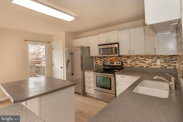 $2,892 | 9026 Coriander Circle, Manassas, VA 20110