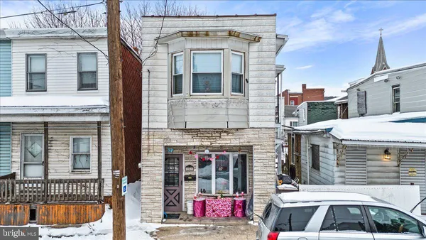 $59,000 | 207 West Poplar Street, Shenandoah, PA 17976