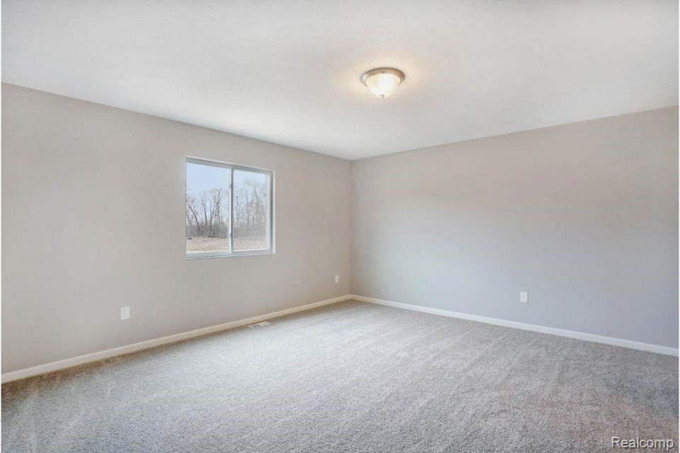 2556 Wood Ridge Drive Adrian, MI 49221 - Photo 13 of 23