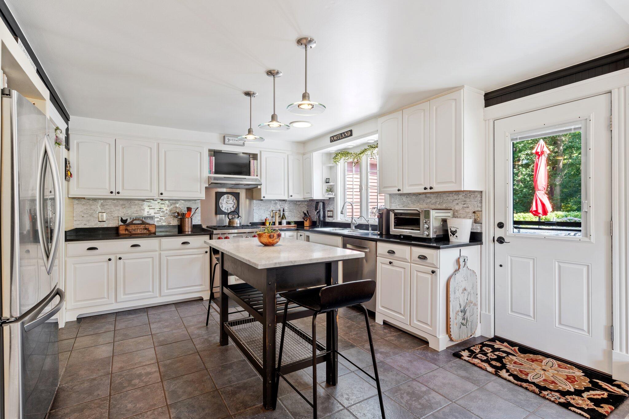 1 Sandy Point Road Scarborough, ME 04074 - Photo 9 of 68 8-web-or-mls-DSC07481