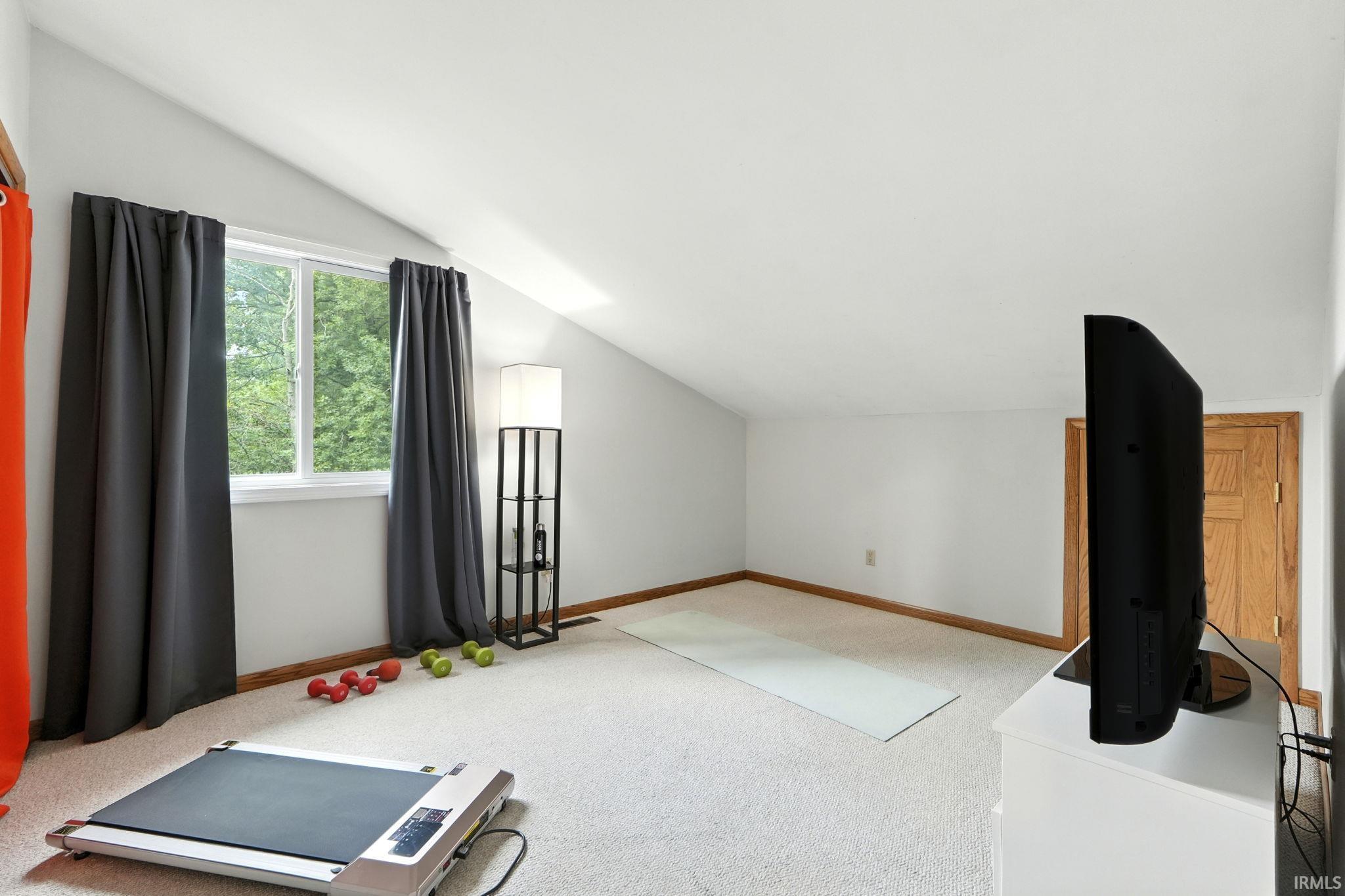 1716 Traders Crossing Fort Wayne, IN 46845 - Photo 15 of 36