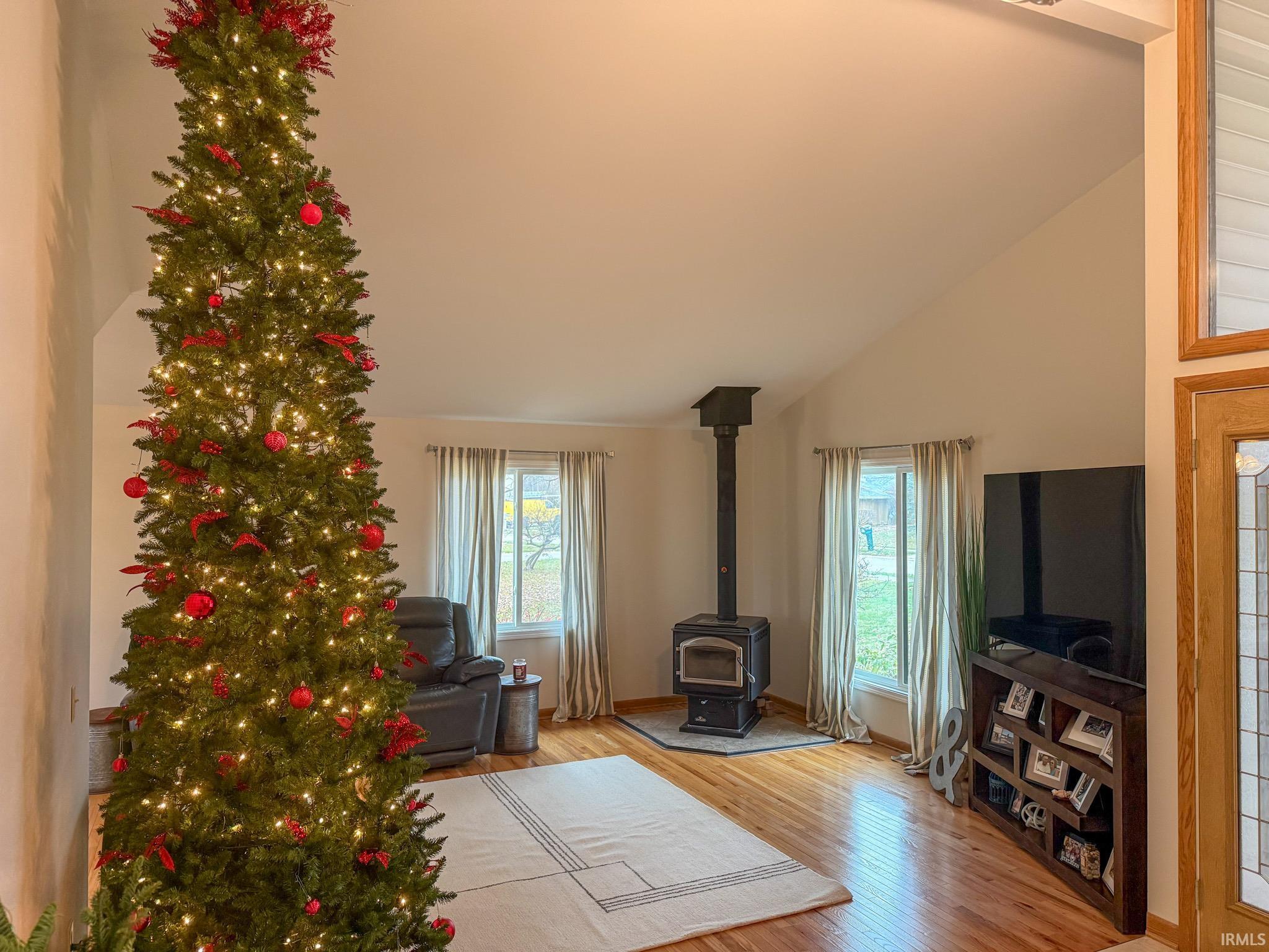 1716 Traders Crossing Fort Wayne, IN 46845 - Photo 2 of 36