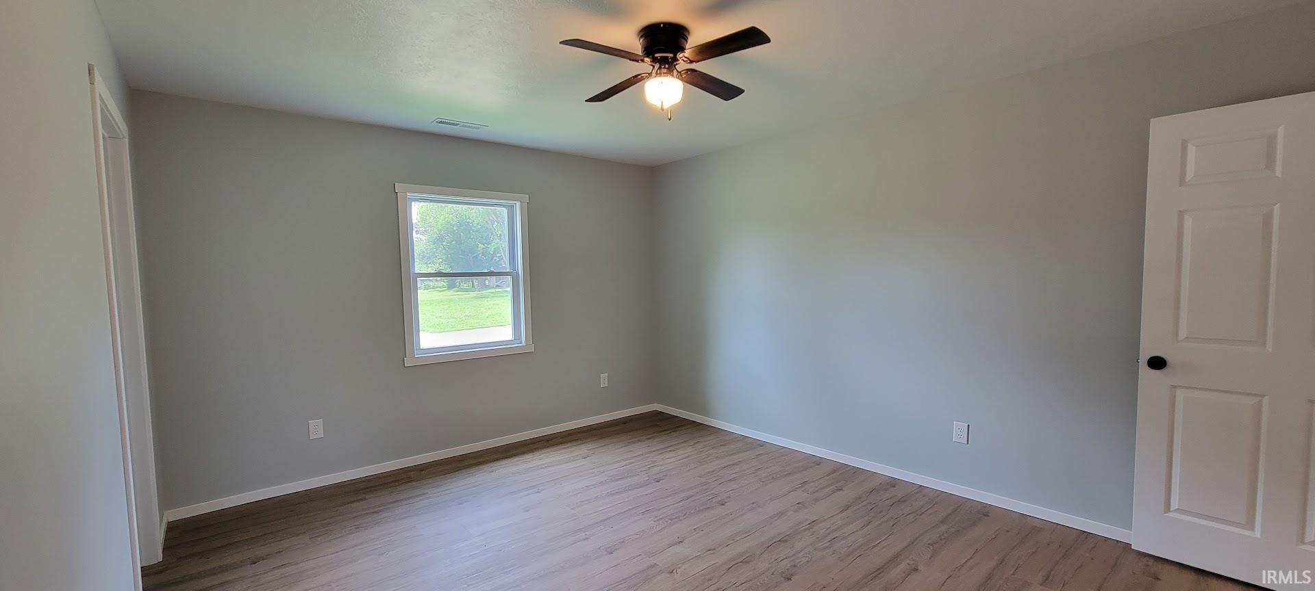 725 Indiana Street Bicknell, IN 47512 - Photo 10 of 19