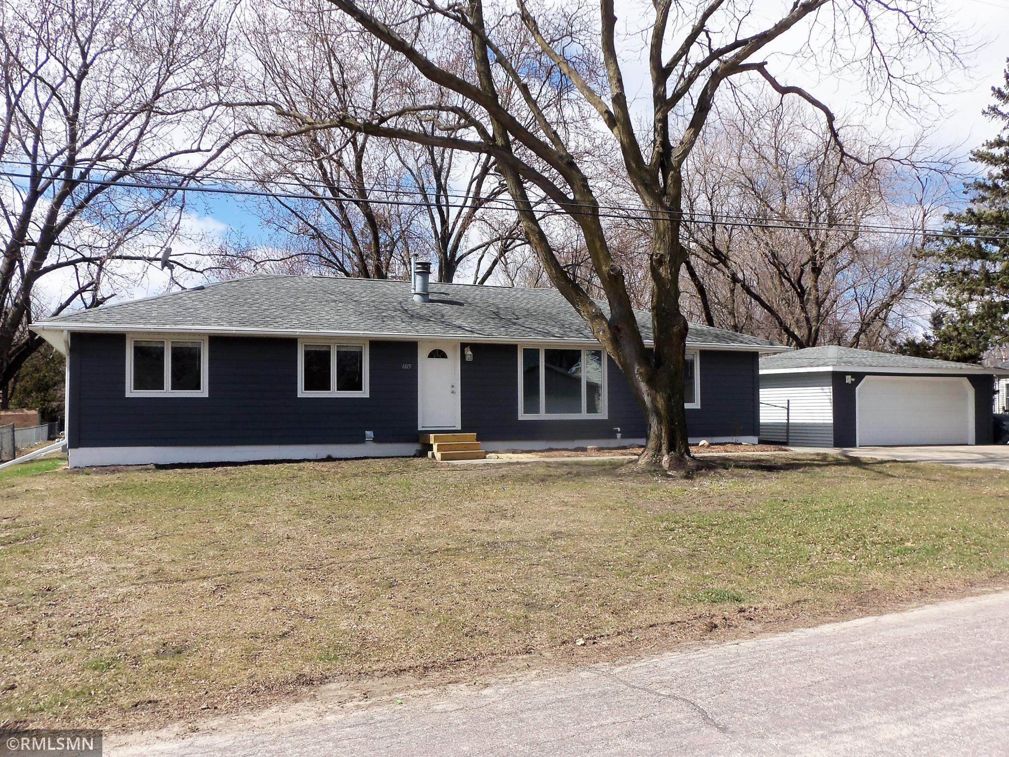 1815 4th Avenue Southwest Rochester, MN 55902 - Photo 1 of 1