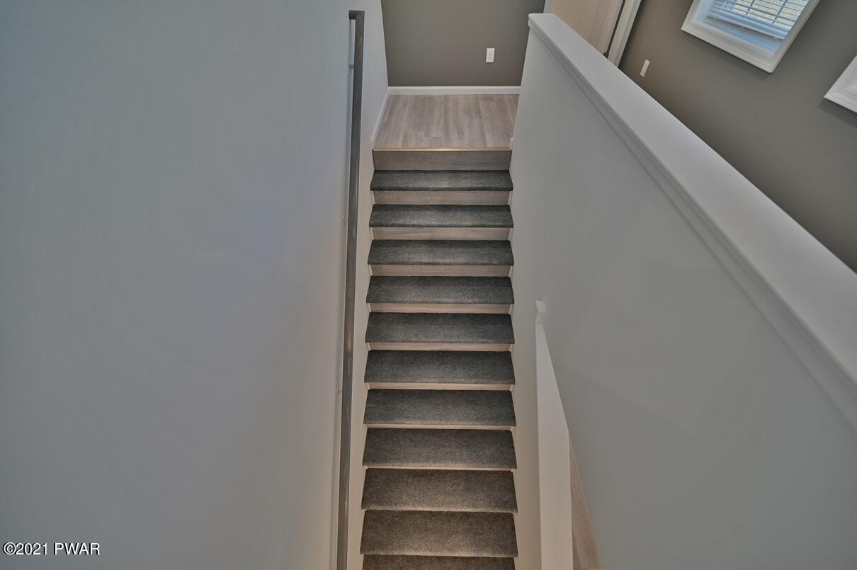426 Plank Road Beach Lake, PA 18405 - Photo 47 of 119 Stairs