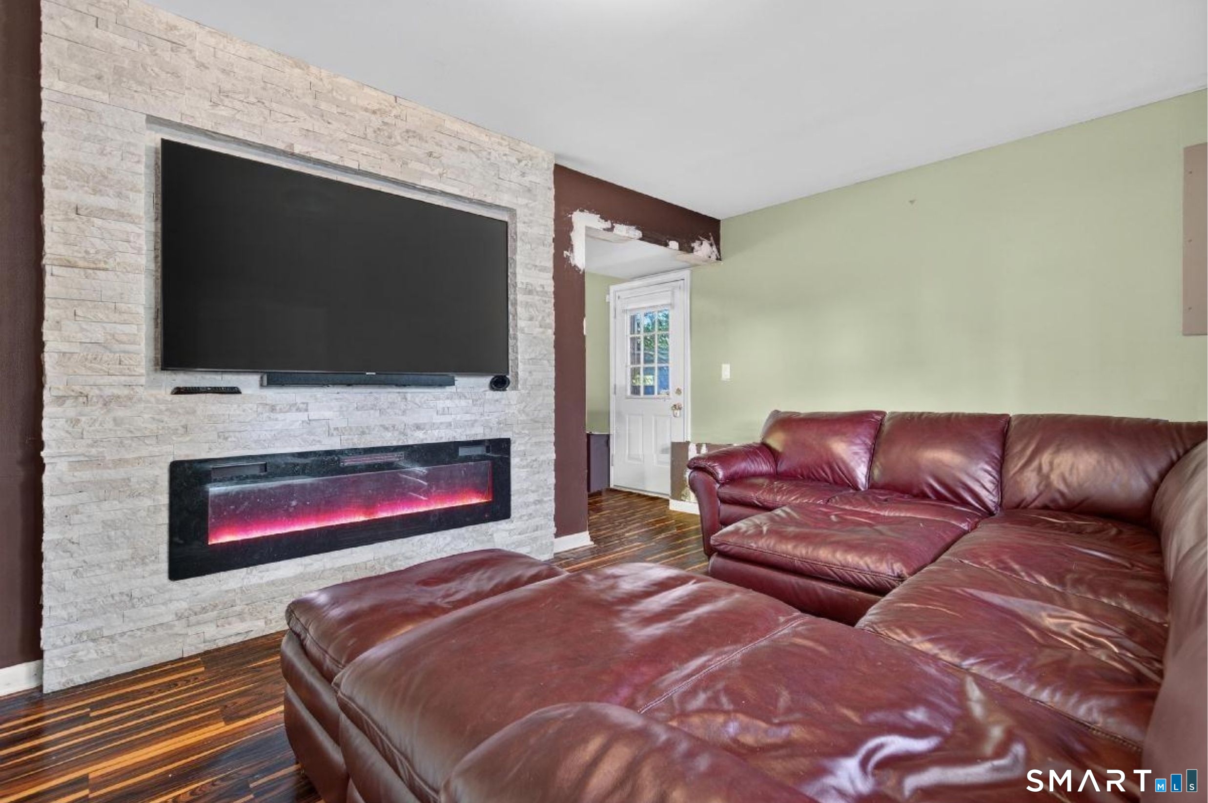 682 Milford Point Road Milford, CT 06460 - Photo 22 of 34
