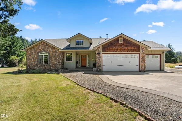 $485,000 | 523 East Forks Circle, Cave Junction, OR 97523