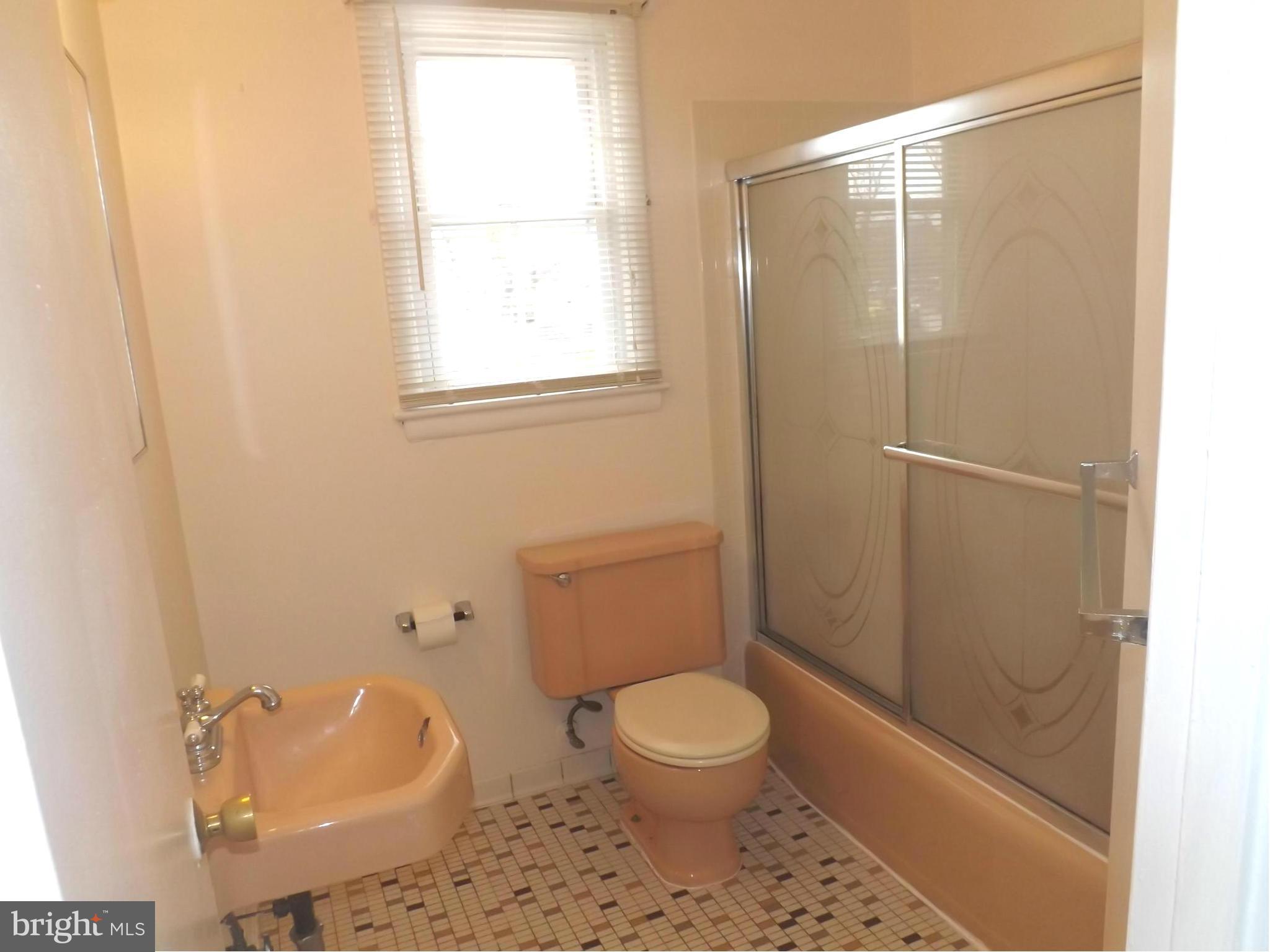 8418 Wagon Wheel Road Alexandria, VA 22309 - Photo 24 of 30 2nd Full Bath
