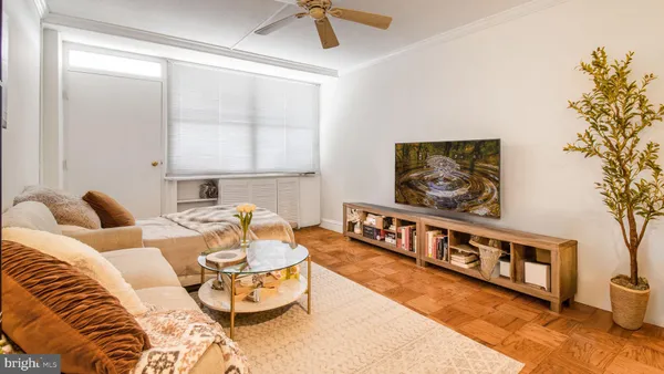 $239,999 | 2030 North Adams Street, Unit 1109, Arlington, VA 22201