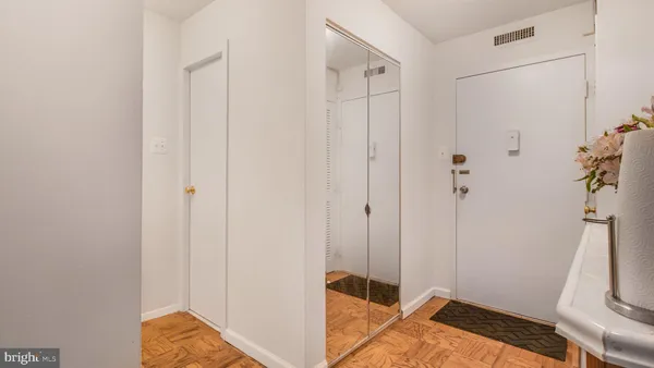 $239,999 | 2030 North Adams Street, Unit 1109, Arlington, VA 22201