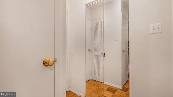 $239,999 | 2030 North Adams Street, Unit 1109, Arlington, VA 22201
