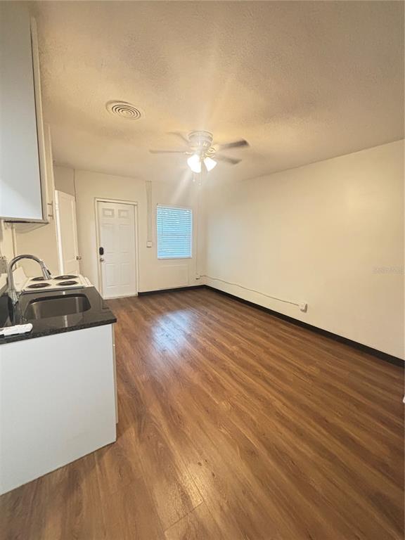 707 Rosery Road Northwest, Unit 6 Largo, FL 33770 - Photo 4 of 9 Gallery Image 4