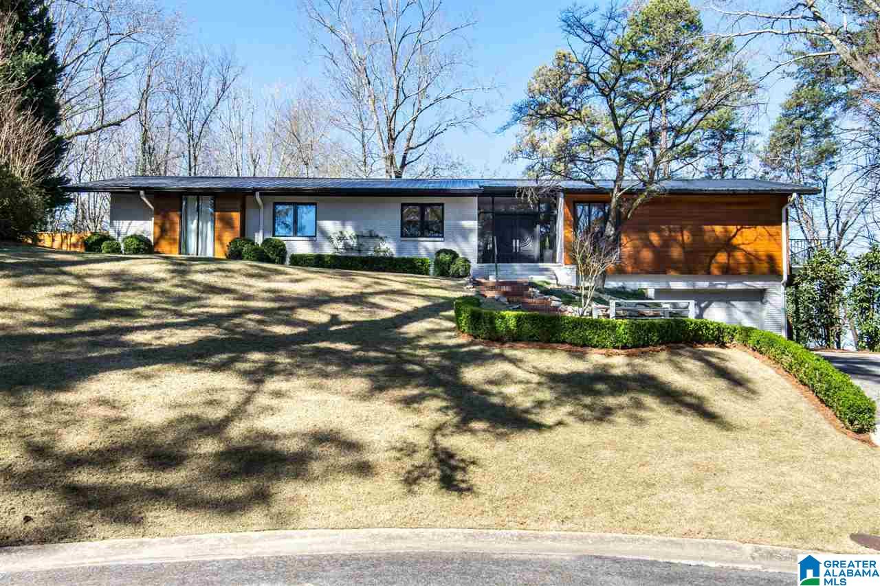 2732 Cherokee Court Birmingham, AL 35216 - Photo 2 of 39