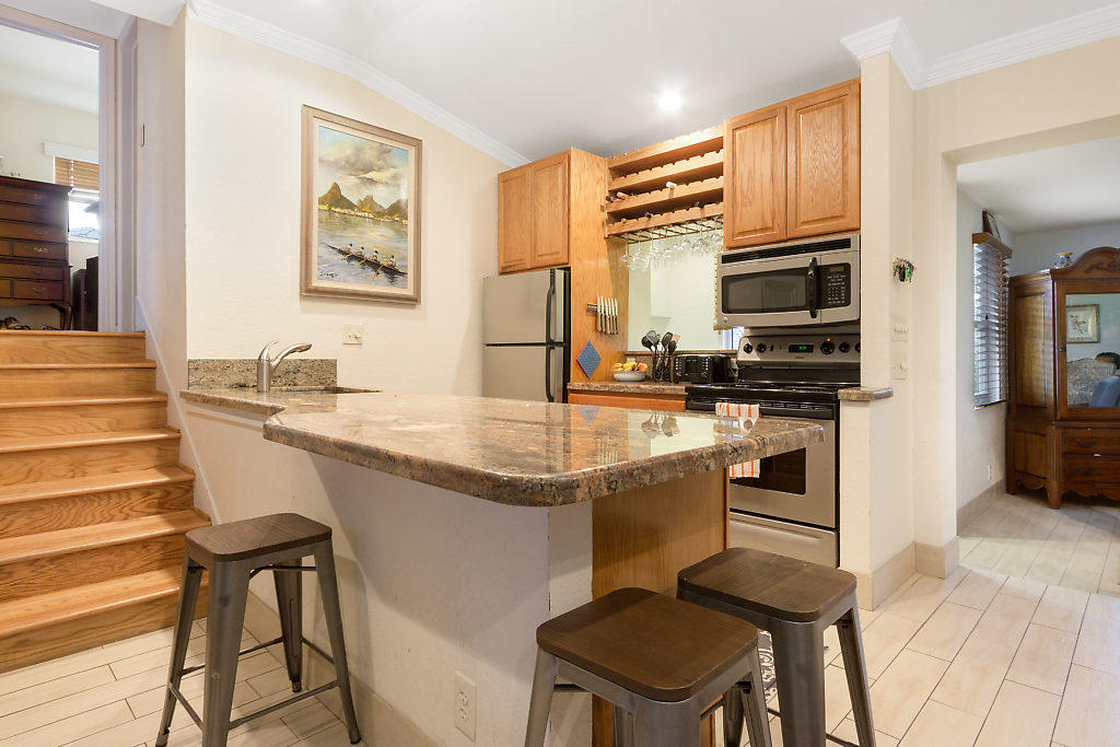 1405 Northeast 4th Avenue Boca Raton, FL 33432 - Photo 8 of 31 008-1405NE4thAve-BocaRaton-FL-small