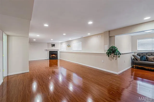 $254,900 | 144 Carytown Lane, Florissant, MO 63034