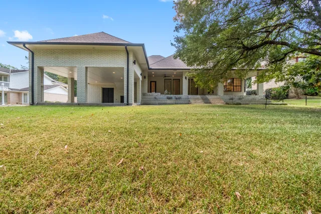 $899,000 | 132 Mockingbird Lane, Livingston, TX 77351