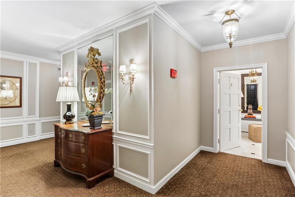 2769 Peachtree Road Northeast, Unit 2 Atlanta, GA 30305 - Photo 27 of 34