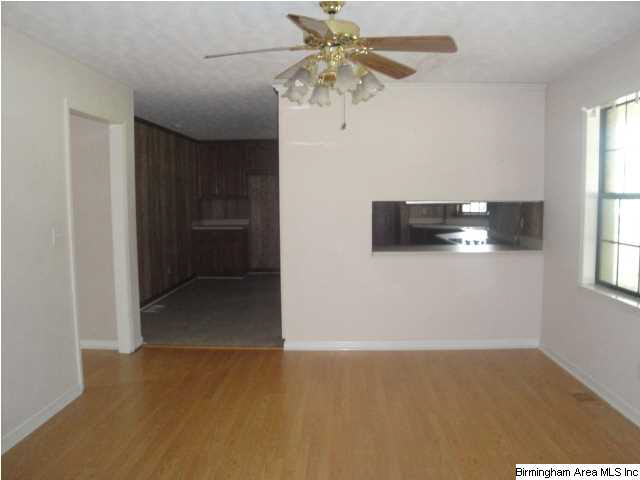 425 Main Street Jemison, AL 35085 - Photo 5 of 13