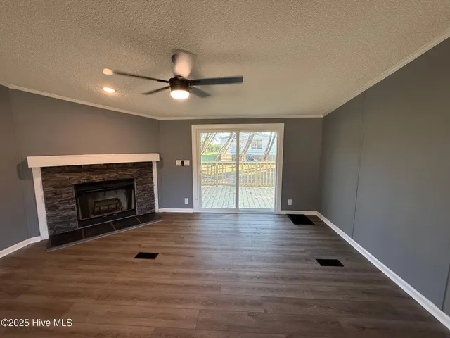 $199,999 | 83-91 Flying Eagle Drive, Snow Hill, NC 28580