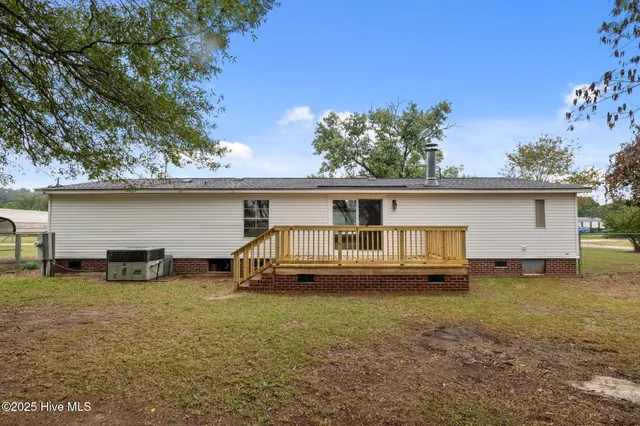 $199,999 | 83-91 Flying Eagle Drive, Snow Hill, NC 28580