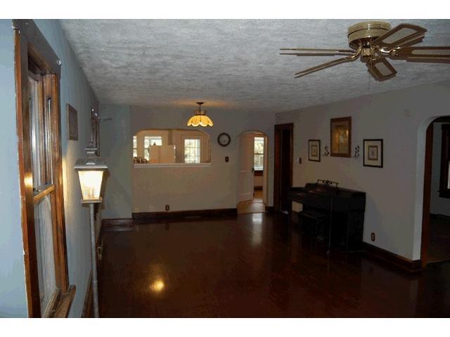 5120 South New Columbus Road Anderson, IN 46013 - Photo 3 of 5 Gallery Image 3