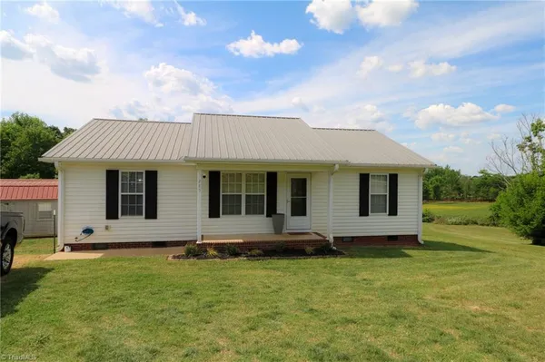 $285,000 | 285 Raven Circle, Lexington, NC 27292
