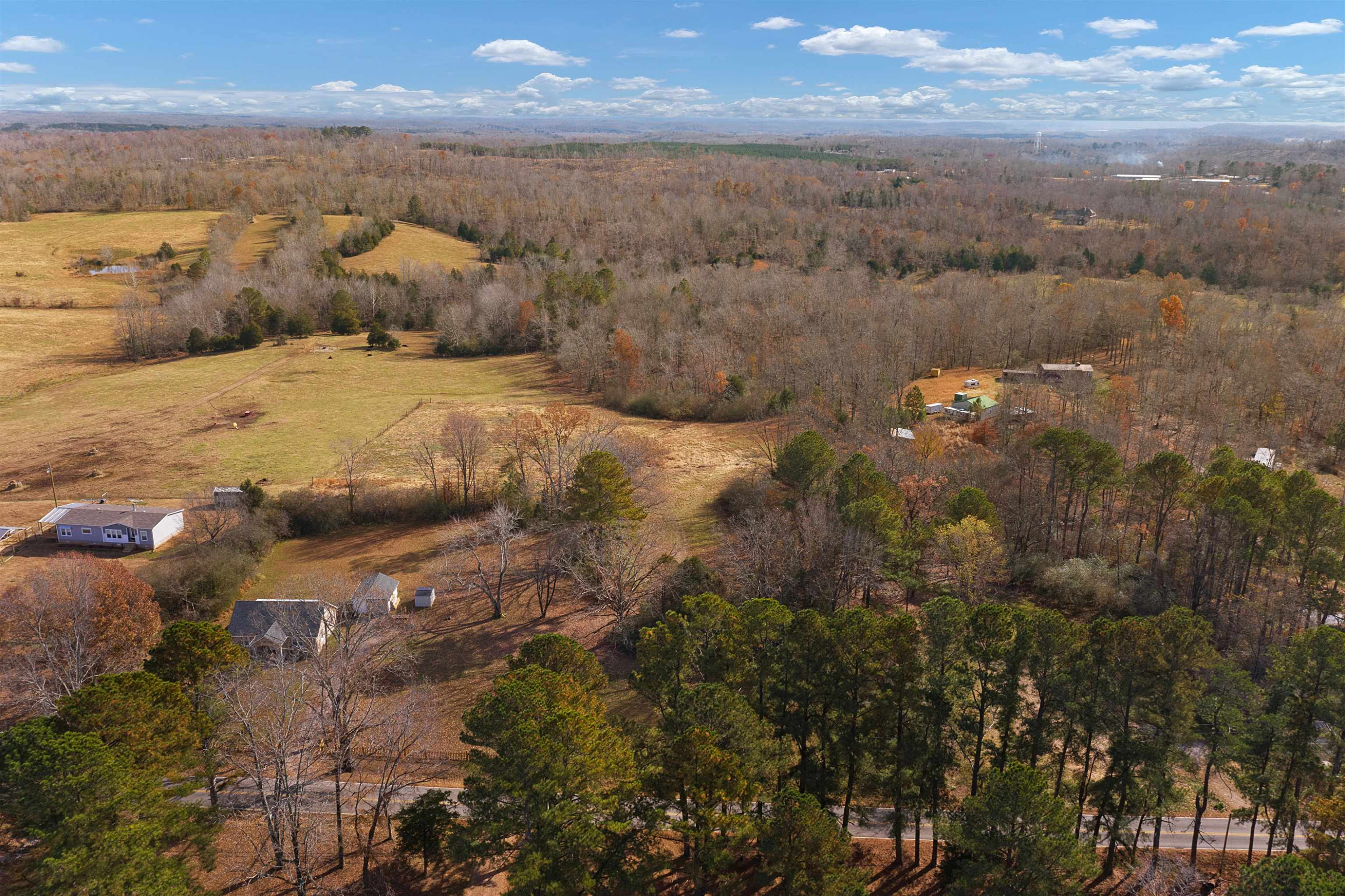 478 Davis Mill Road Parsons, TN 38363 - Photo 3 of 20 Photo 3