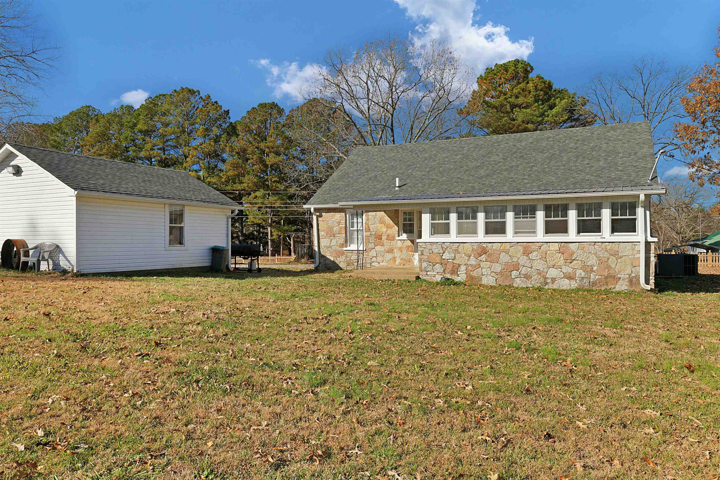 478 Davis Mill Road Parsons, TN 38363 - Photo 5 of 20 Photo 5