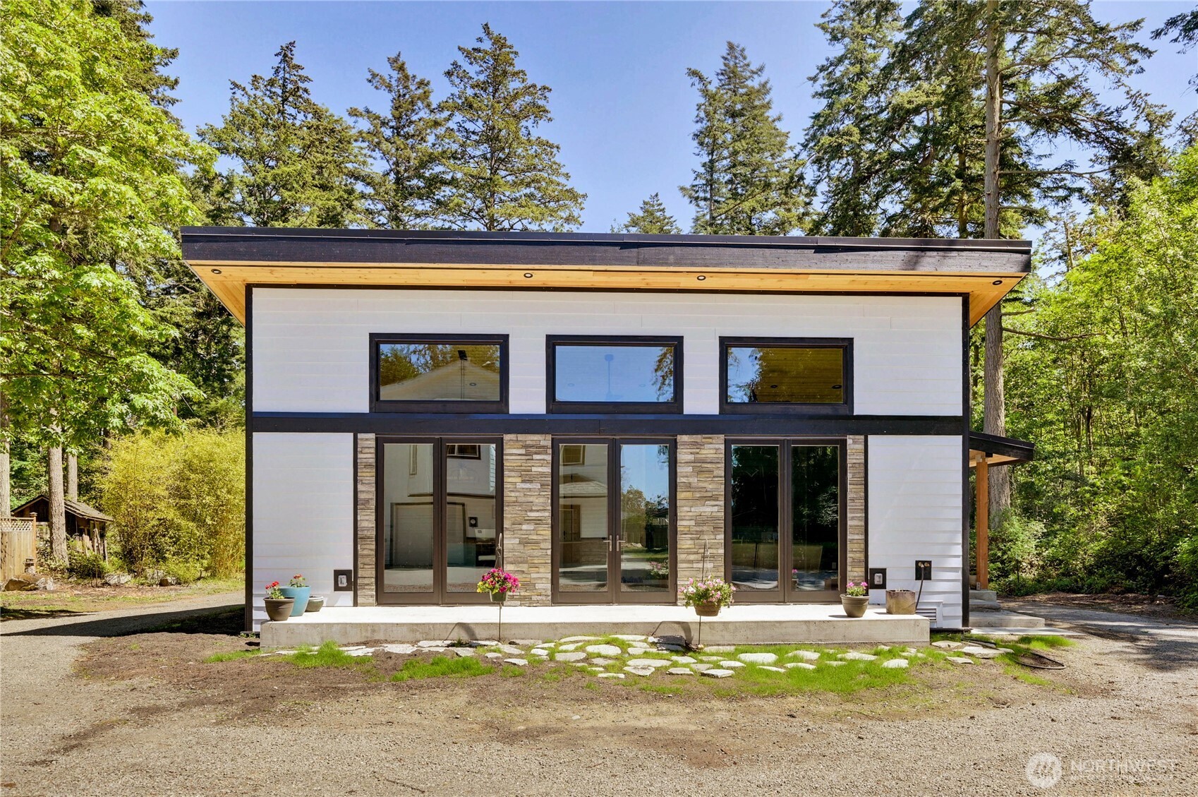 196 Nolton Road Nordland, WA 98358 - Photo 20 of 39 front view of house