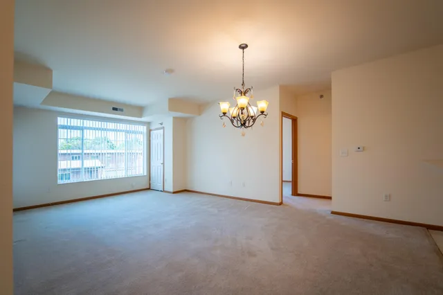 $200,000 | 8200 West 33rd Street, Unit 208, St. Louis Park, MN 55426