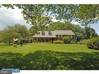 1376 Glenhardie Road Wayne, PA 19087 - Photo 2 of 11