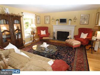 1376 Glenhardie Road Wayne, PA 19087 - Photo 4 of 11