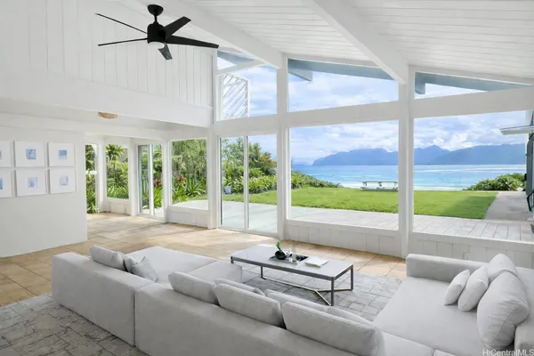 $1,600,000 | 55-060 Naupaka Street, Laie, HI 96762