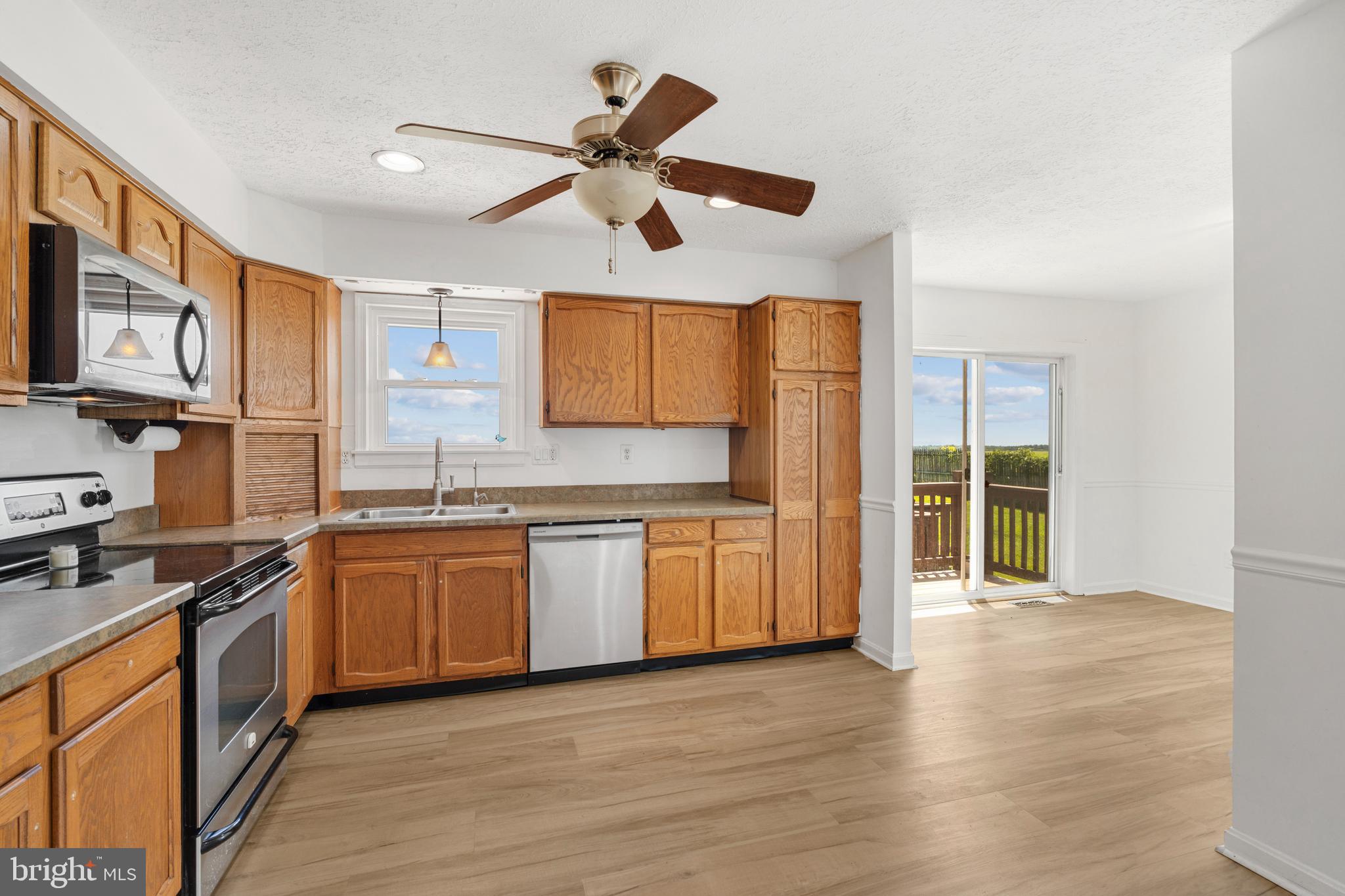 6442 Walker Road Stewartstown, PA 17363 - Photo 13 of 34