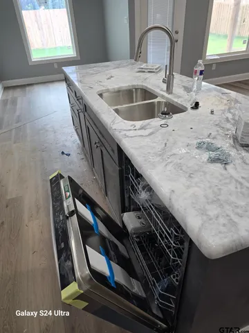 $340,300 | 913 Alex Drive, Whitehouse, TX 75791