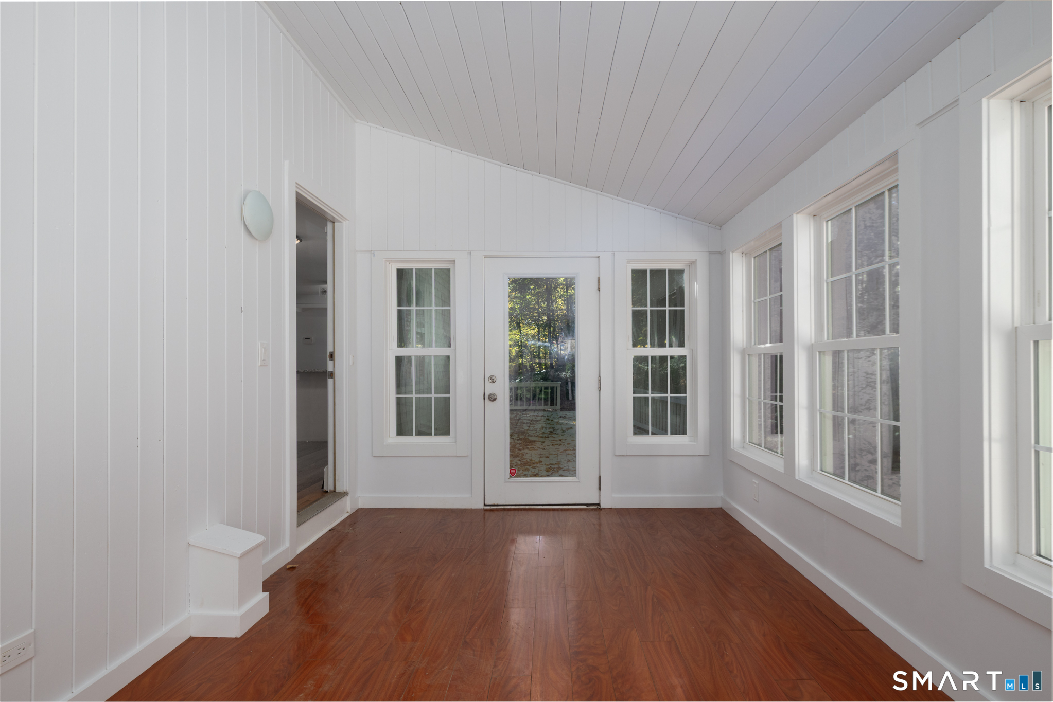21 Saddle Ridge Drive Simsbury, CT 06092 - Photo 14 of 35 Gallery Image 14
