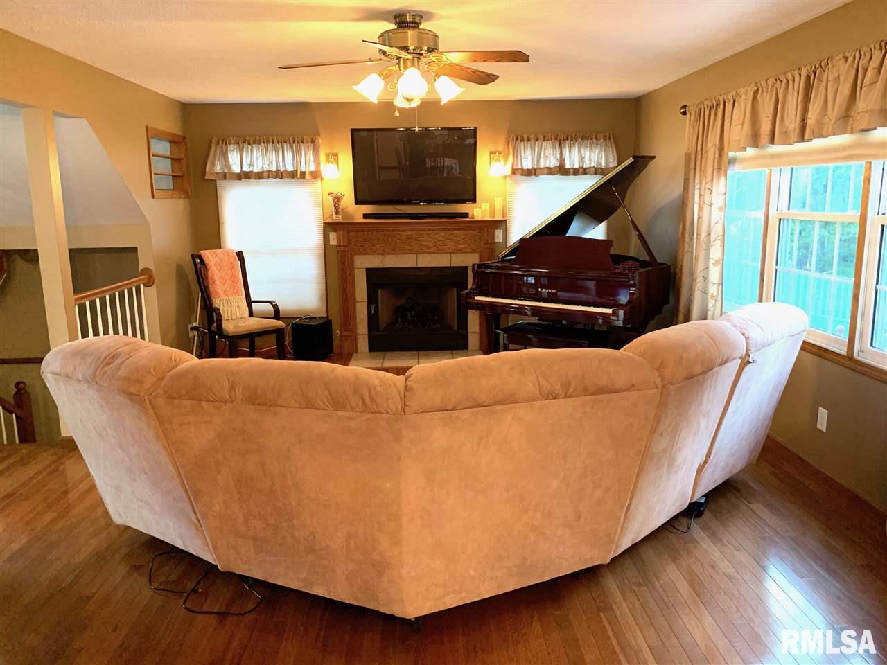 7 Bent Creek Road Sherman, IL 62684 - Photo 12 of 36 Gallery Image 12