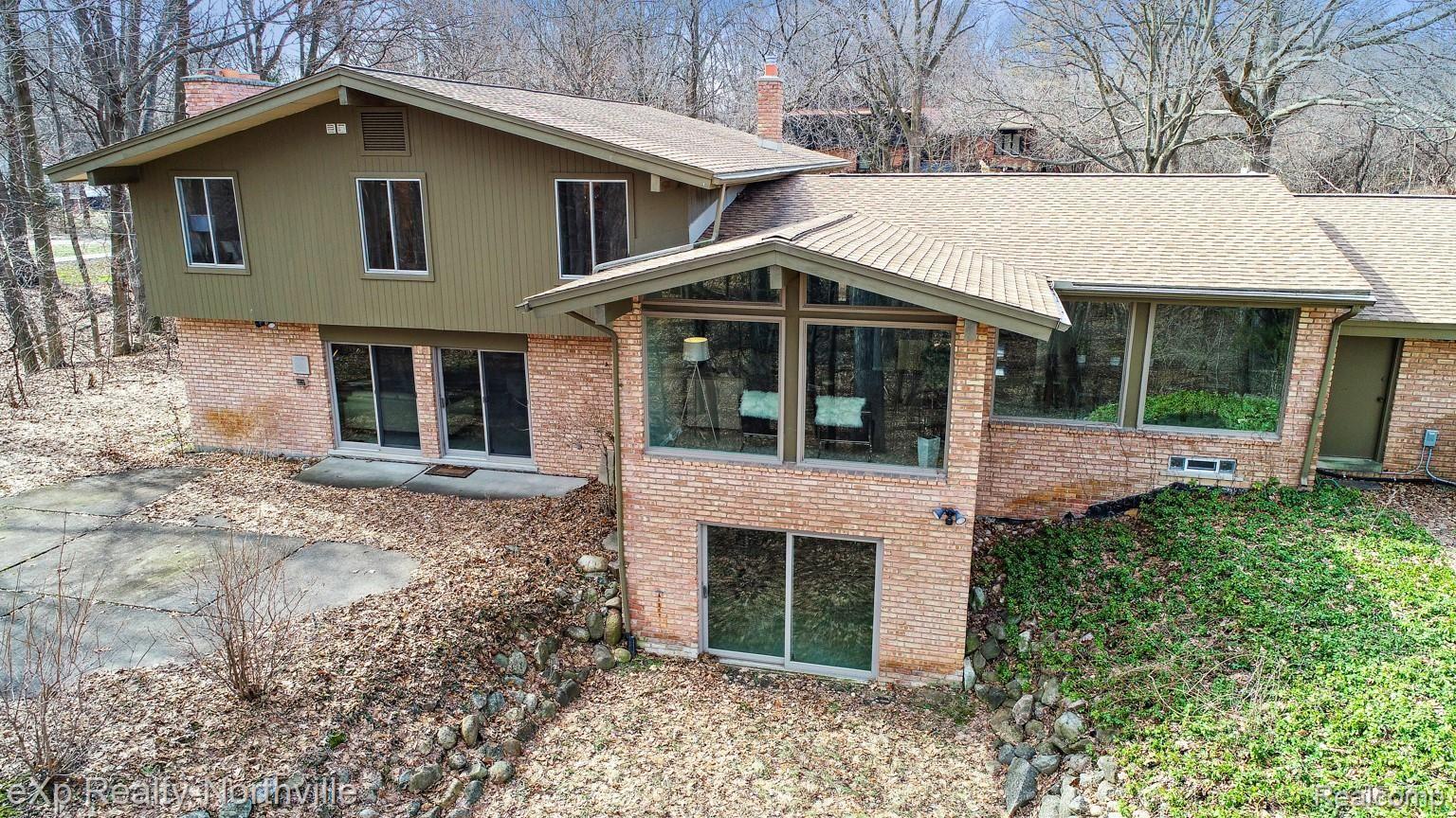 1200 Burnham Road Bloomfield Hills, MI 48304 - Photo 53 of 58 DJI_0945.jpg