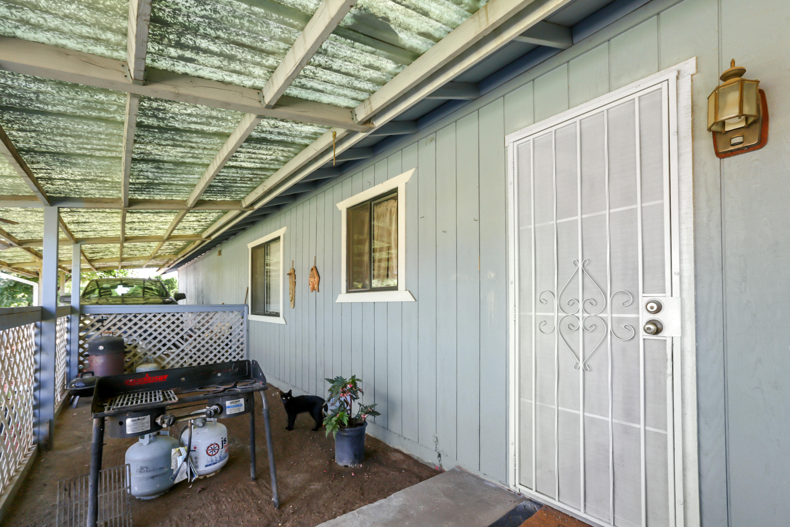 2171 North Belmont Road, Unit A Exeter, CA 93221 - Photo 20 of 32 2H1A7943